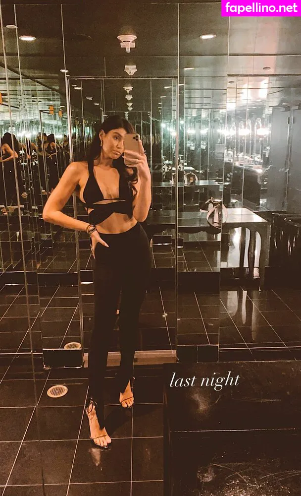 Courtneycoconnell, laauren.alexandra Leaked Nude Picture #qbsRJNHiLU