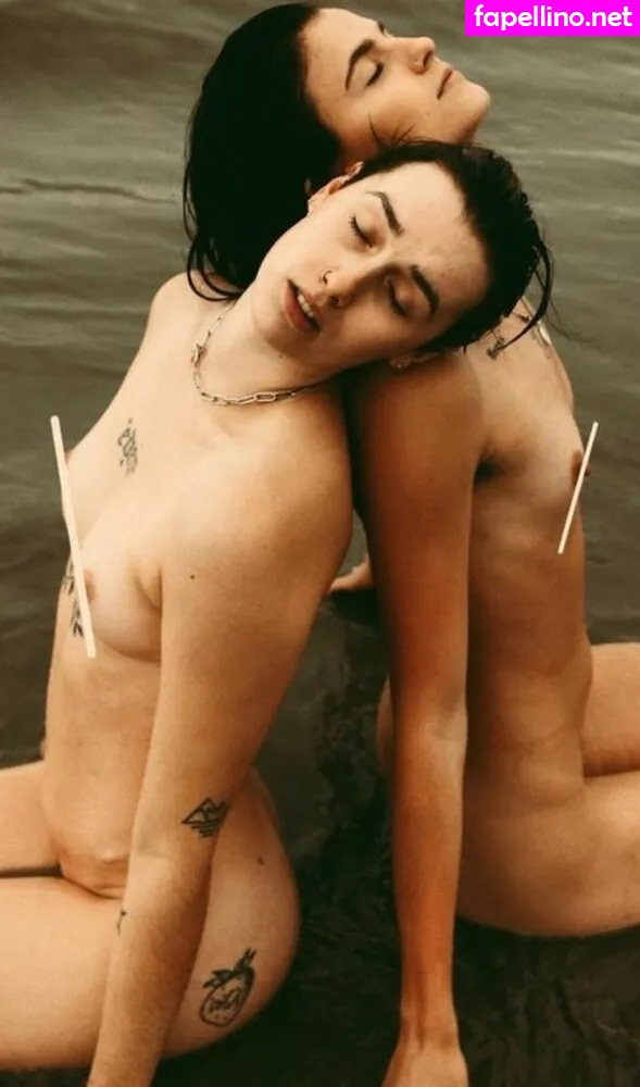 Dionlaurianne, nontumconnaispo Leaked Nude Picture #AAEzyO6IKG