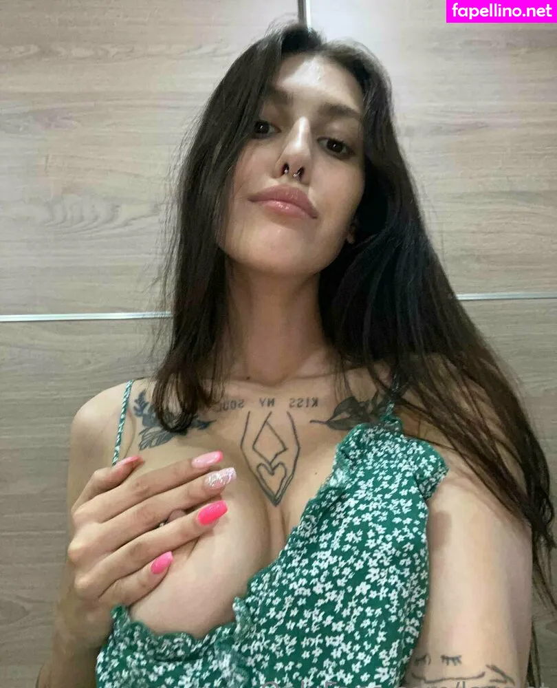 Layslet, valerialipovetsky Leaked Nude Picture #HgdgwlWaDK