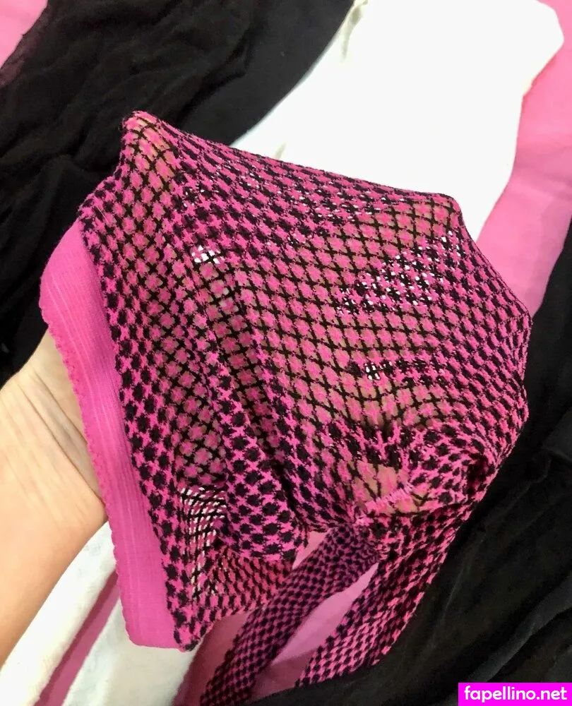 LeaFoxy, laroxy_sage Leaked Nude Picture #HWqjuvWtRU