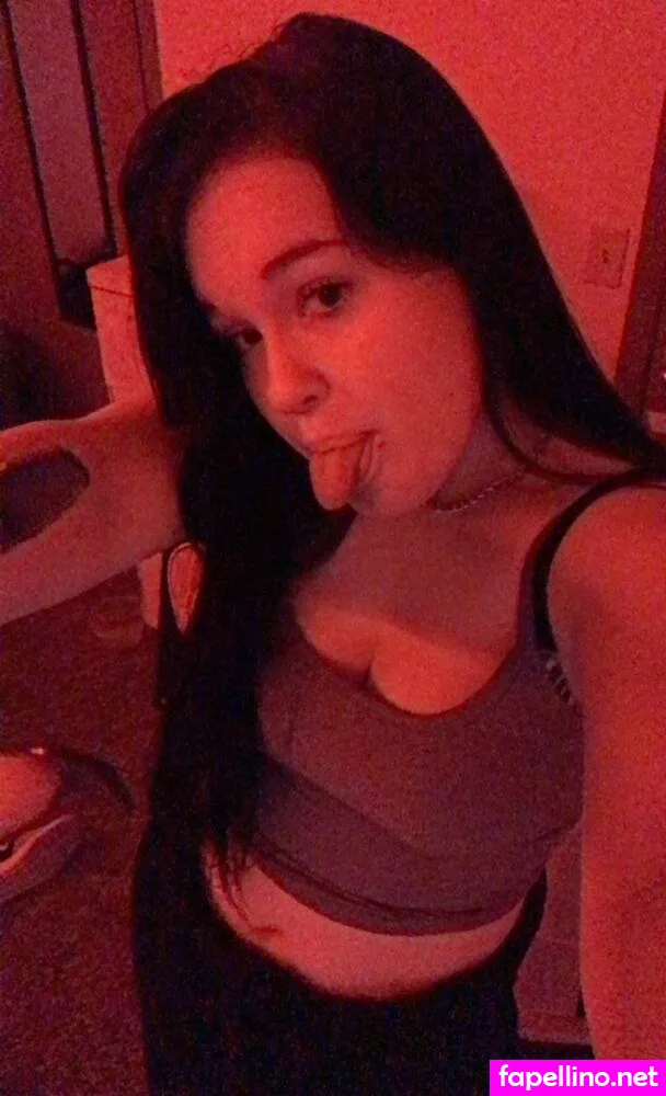 LeahLay222, bestleahlay, leahlay03 Leaked Nude Picture #4eqWE3WmW4