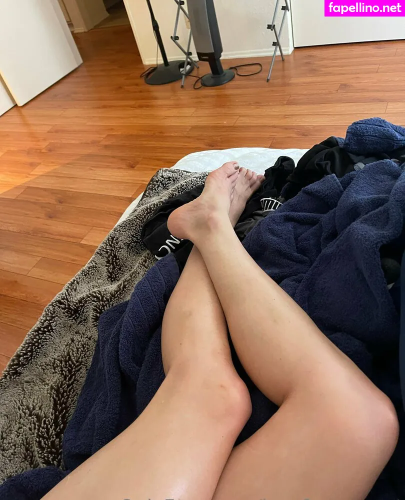 Ciarahanna20, legsfeetrepeat Leaked Nude Picture #5jHptN0B7u