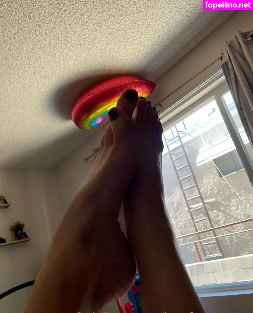 Ciarahanna20, legsfeetrepeat Leaked Nude Picture #ziPXahwWSD