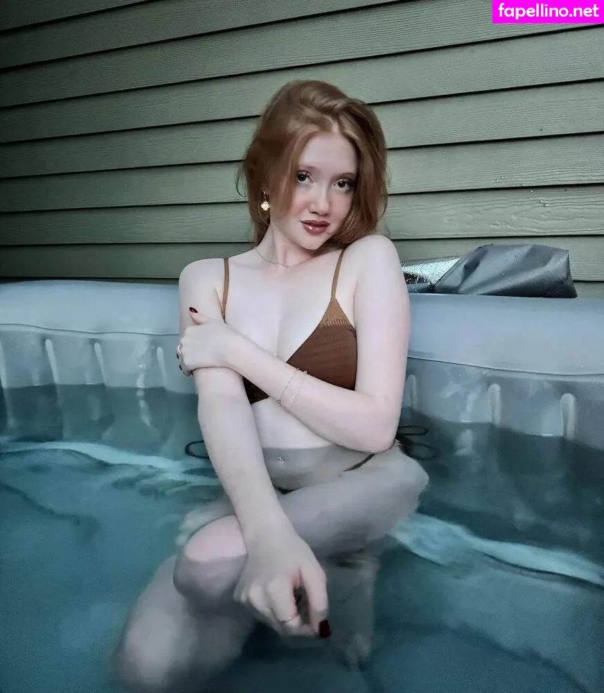 Everydaymak, lifewithmak2005 Leaked Nude Picture #AqMn2fema5
