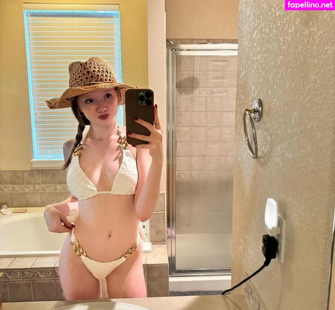 Everydaymak, lifewithmak2005 Leaked Nude Picture #xOV1tUPXvf
