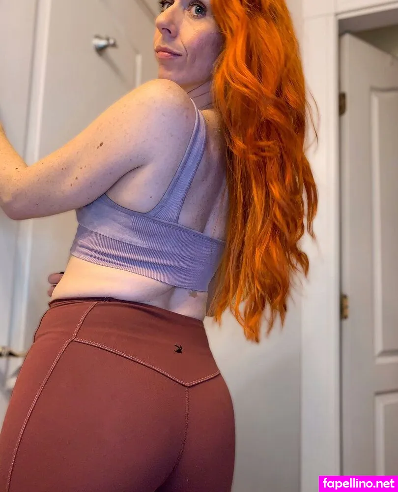 Lillyred11, lillyredxoxo Leaked Nude Picture #EdkzLVBUp0