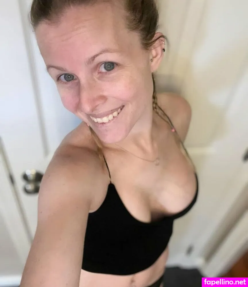 Https:, lilydevyne Leaked Nude Picture #kBs4En6ye0