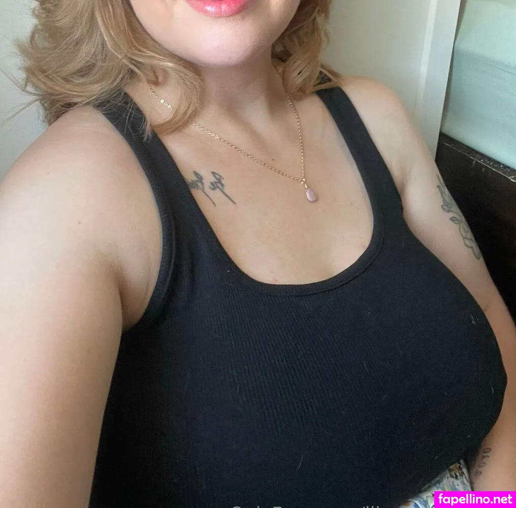Lilybustyxxxx Leaked Nude Picture #5T0B3ZV13d