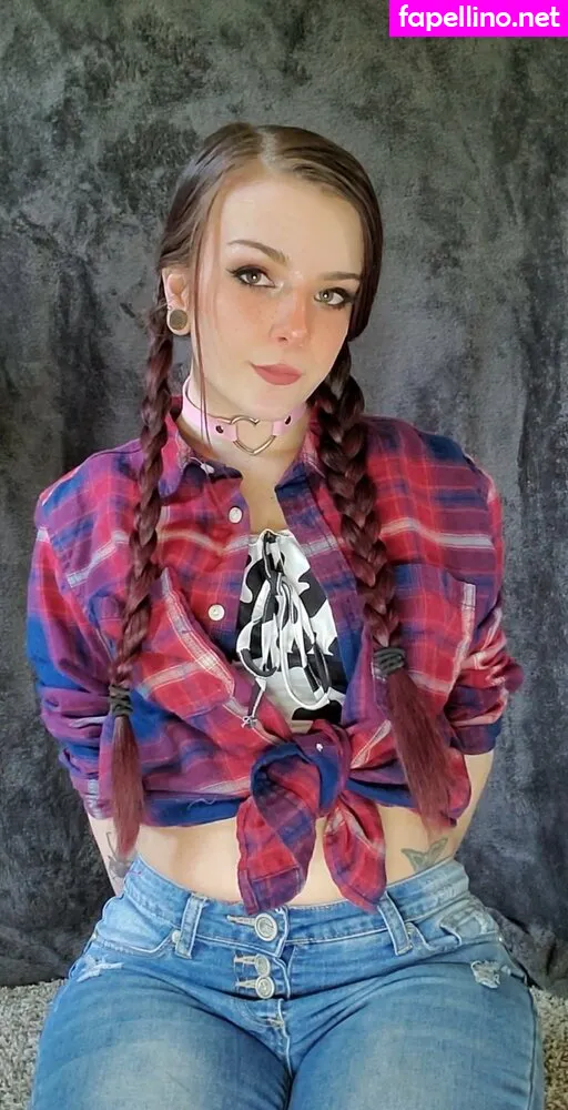 _saydereree, lilydarkofree Leaked Nude Picture #T8mhrnRT4s