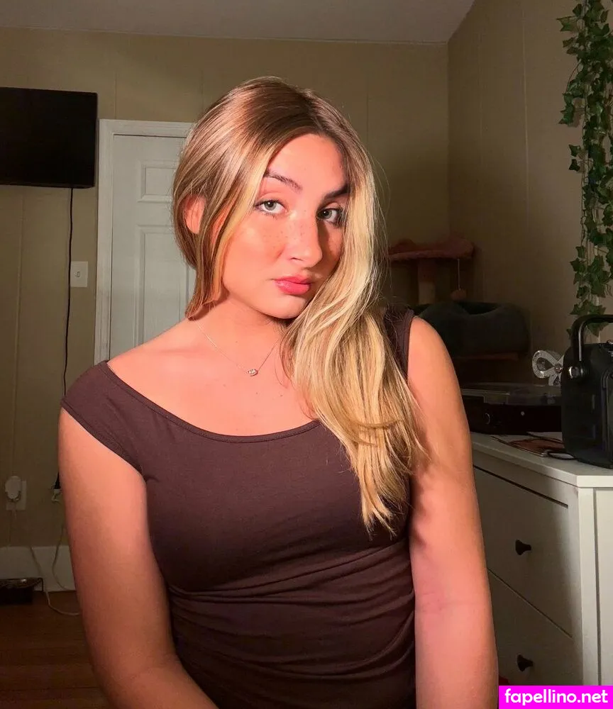 Lindsayelyse, lindsaysento Leaked Nude Picture #0NKwn6Io63