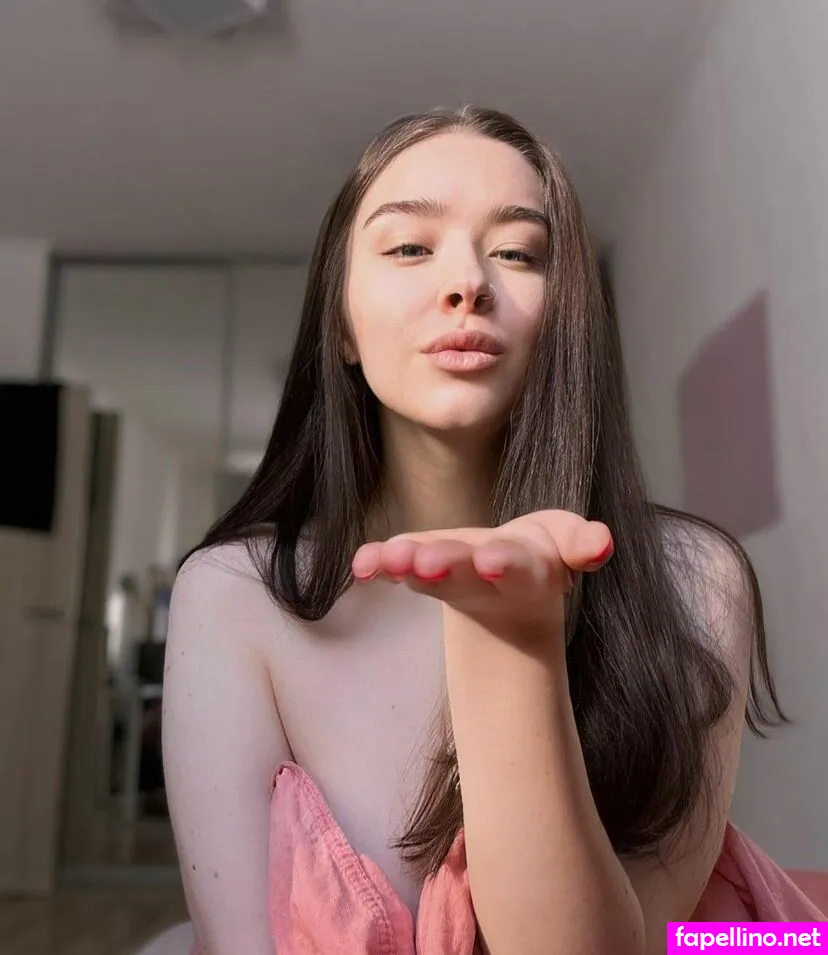 Https:, lisntease Leaked Nude Picture #4rATcrS9pb