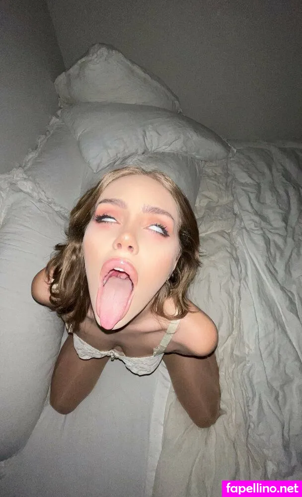 Naomi Woods, lissap0looza, lissapolooza Leaked Nude Picture #KFzMFrbU5B