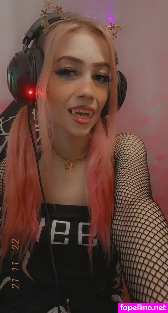 Itssuskura, littleredridingsakura Leaked Nude Picture #fReNAZ9Bo0