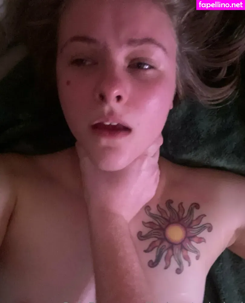Lizziegetschoked, peanutbutterandjellyaddict Leaked Nude Picture #oMA6ZZ4nb1