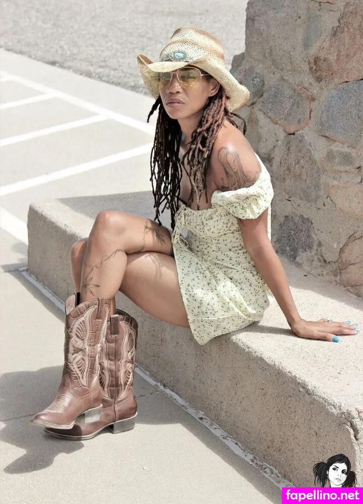 Loccdmedusa420 Leaked Nude Picture #WsvctjQMVe