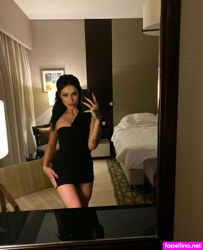 Lolabellx, lolabellx_ Leaked Nude Picture #4azMDpBYMU