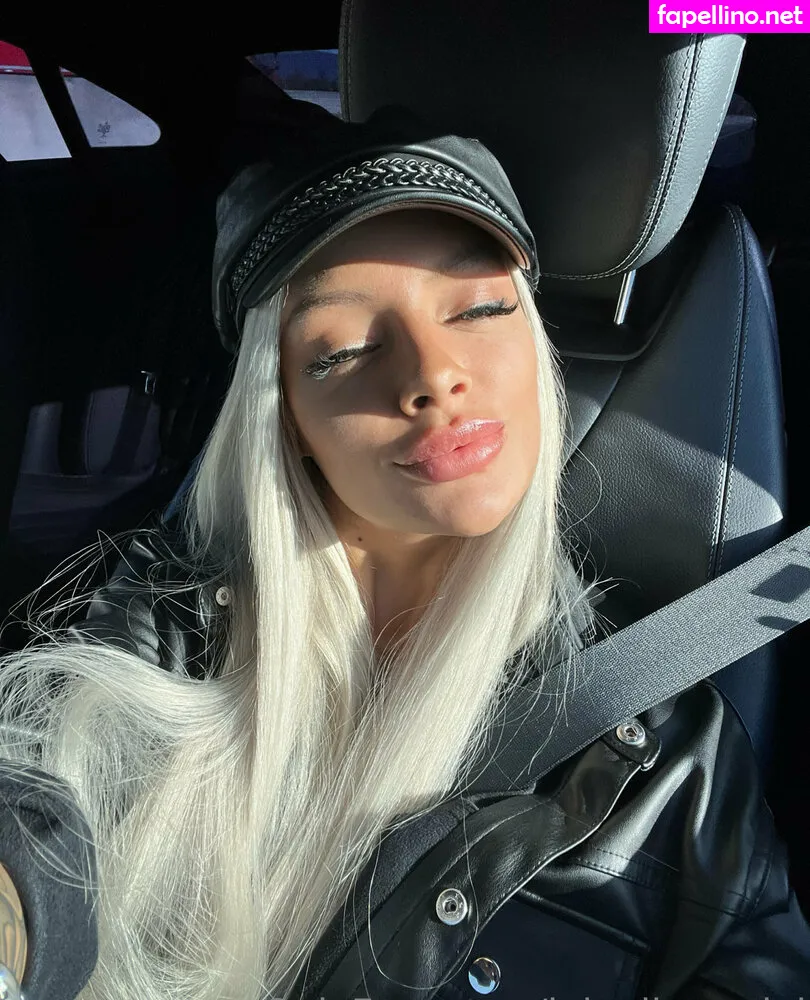 Lolaelle_xo, lolaellemodel Leaked Nude Picture #bymlVPo4c4