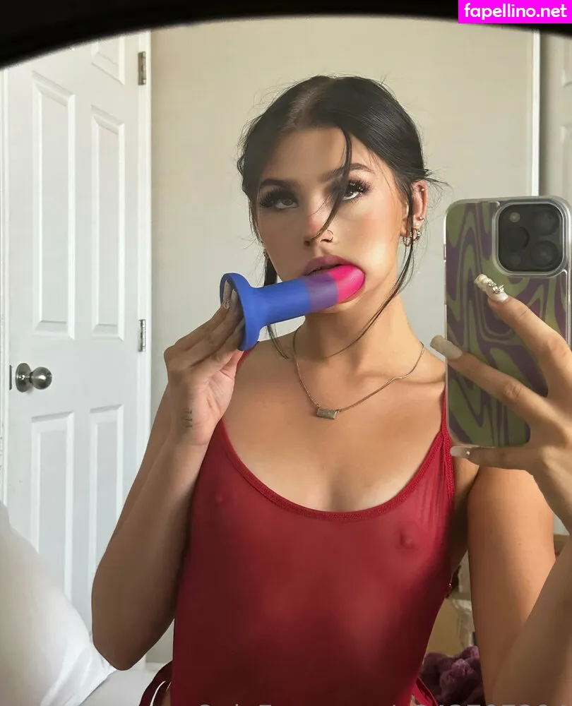 Itslolarey, lolareyxo Leaked Nude Picture #fS4xMTOUvw