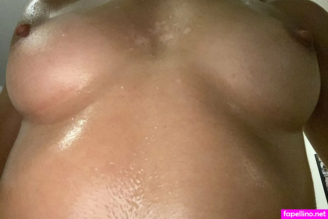 Lovingthearoma Leaked Nude Picture #5XKau7Hwer