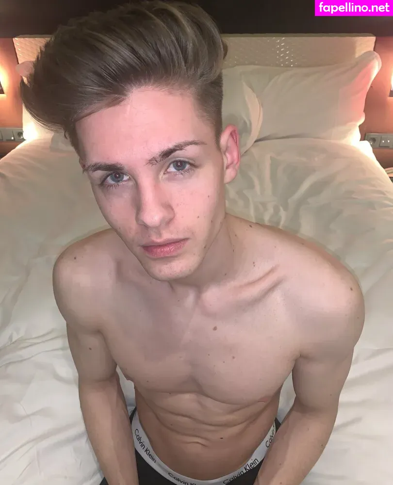 Itslucashall1, lucashallfree Leaked Nude Picture #0RQtO7pUjg