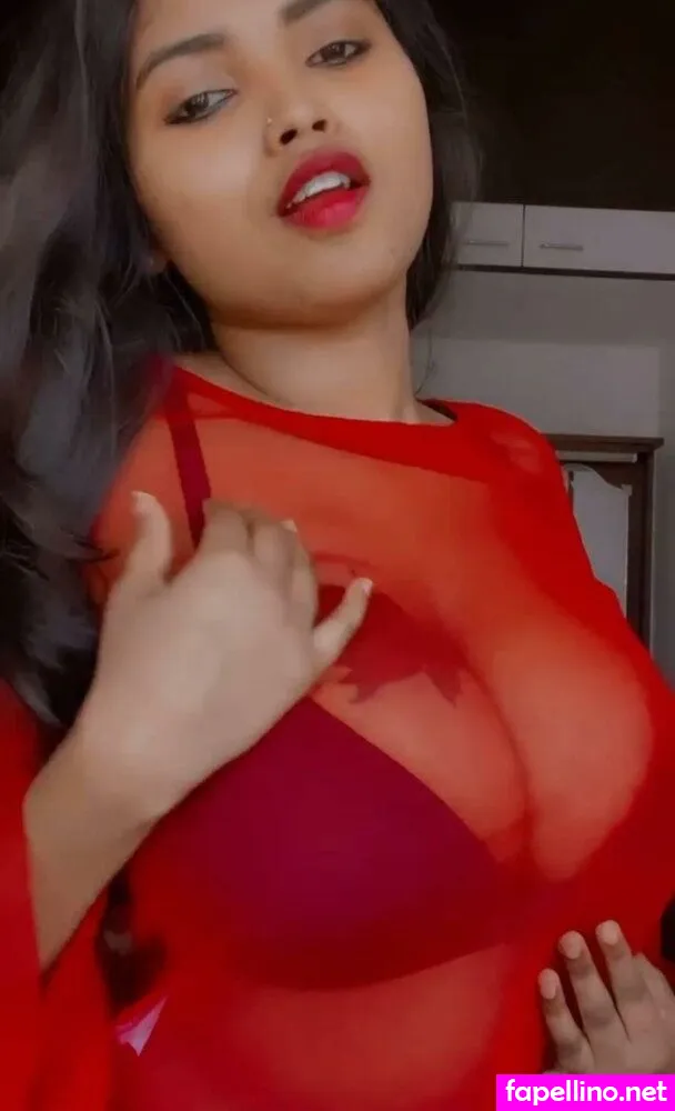 Lucky Elakkiya Leaked Nude Picture #4YNulMWhaP