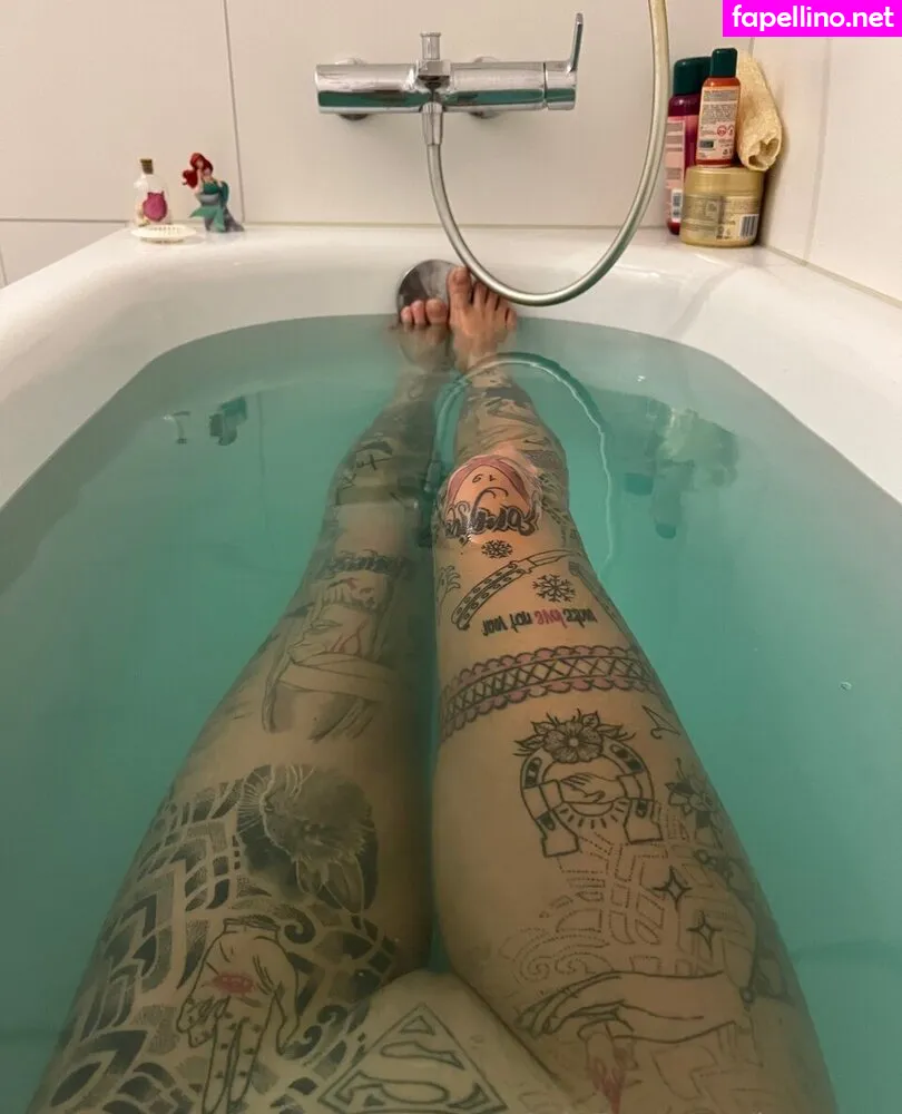 Lucyzzz3, u14166838 Leaked Nude Picture #HMEupVXRSW