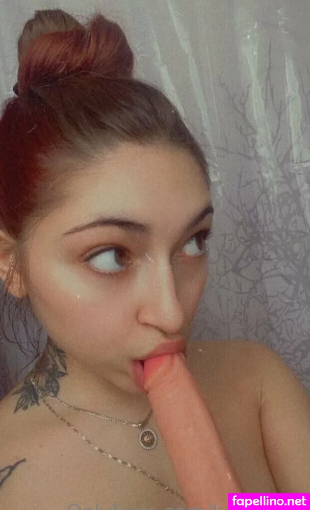 Qc Girl, lilbootycall, lylybooty Leaked Nude Picture #GxEaXfFx2N