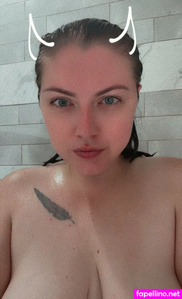 Lyrafaefree Leaked Nude Picture #QlHYGbUIAr