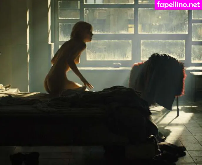 Carolinedavis, tmackenziedavis Leaked Nude Picture #7yXebsA12j
