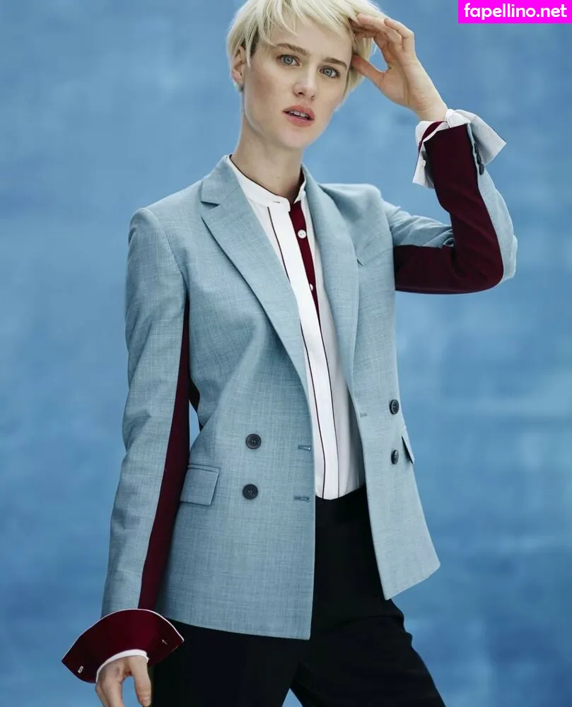 Carolinedavis, tmackenziedavis Leaked Nude Picture #HNIO1Vo5XB