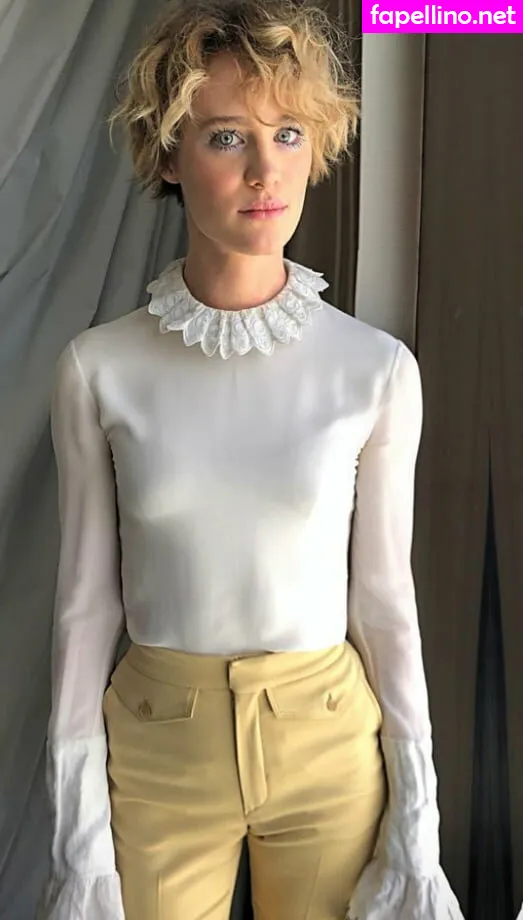 Carolinedavis, tmackenziedavis Leaked Nude Picture #ZDi76vh3rN