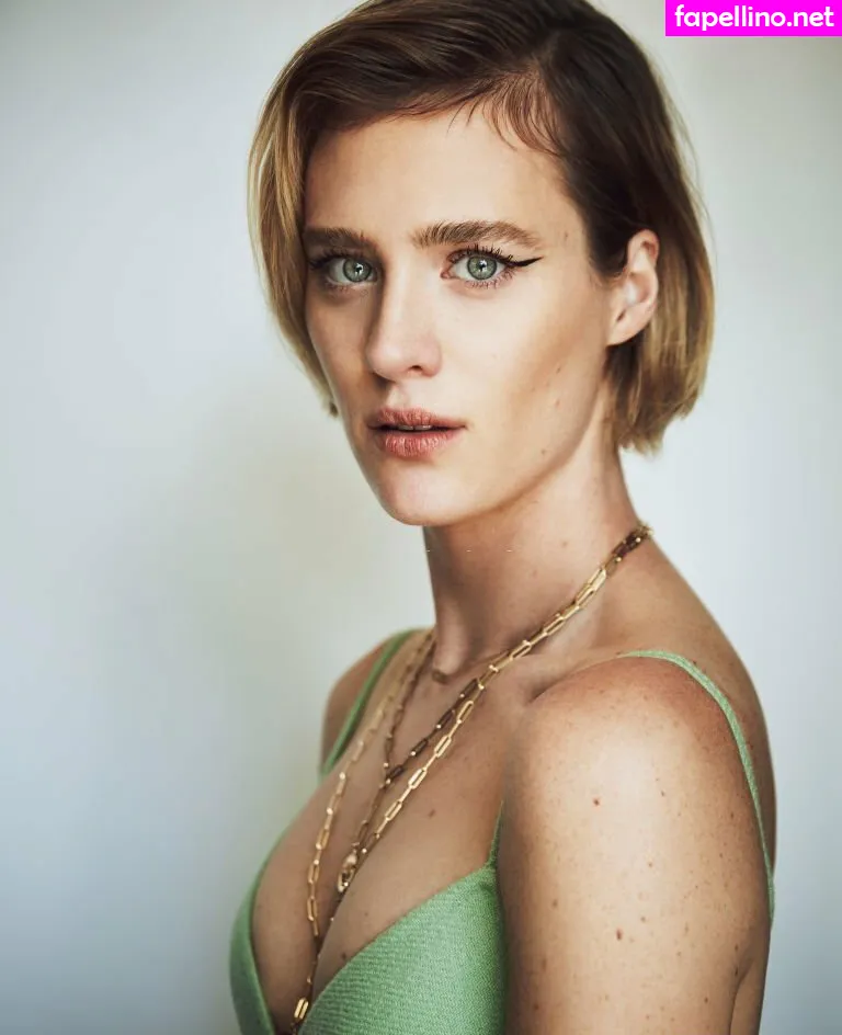 Carolinedavis, tmackenziedavis Leaked Nude Picture #eL1nueYZaS