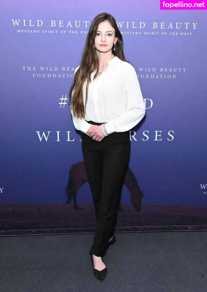 Mackenziefoy Leaked Nude Picture #BteUmtVKKa