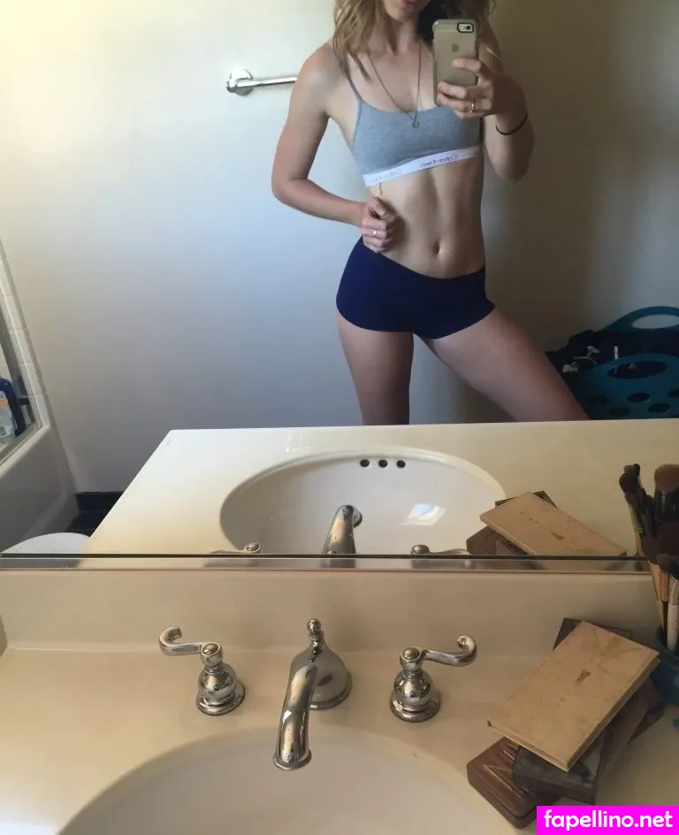 Mackenzickles Leaked Nude Picture #Eij5Fmx4mA