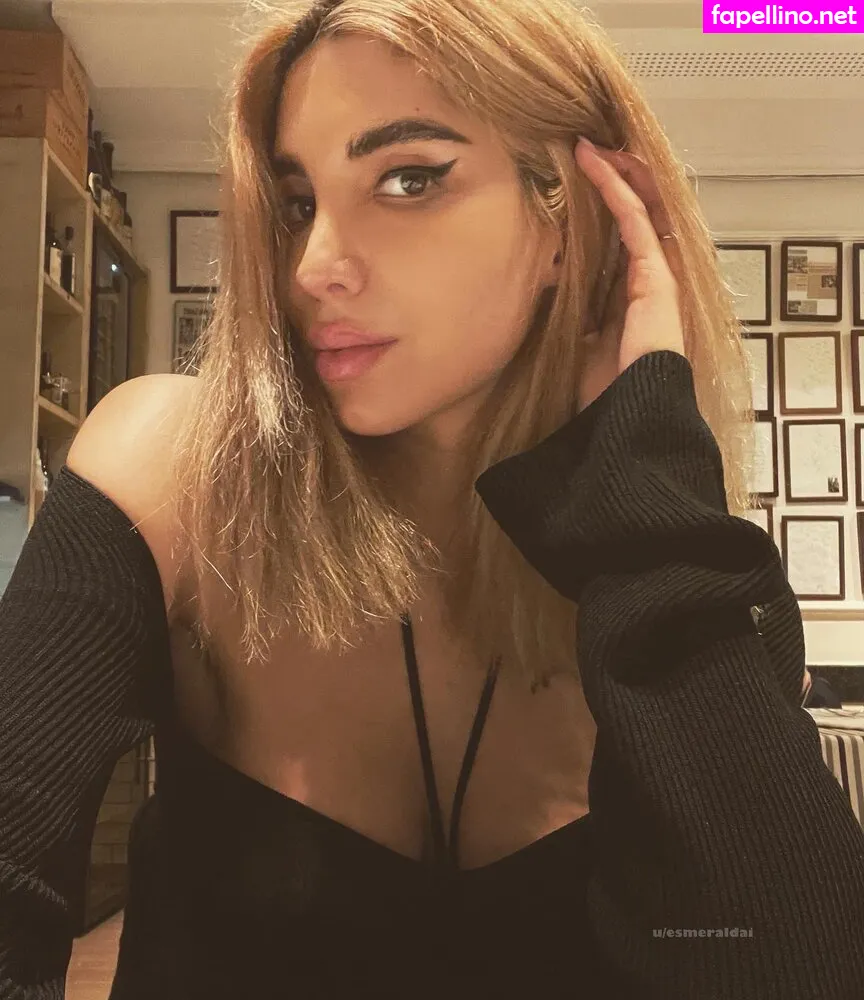 Esmeraldai, esmeraldai_xx, madlenesmer Leaked Nude Picture #4iq2lf4T8n