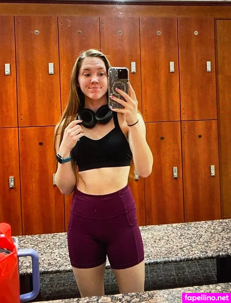 _makmakeup_, karlamelito Leaked Nude Picture #PjjrX3weMO