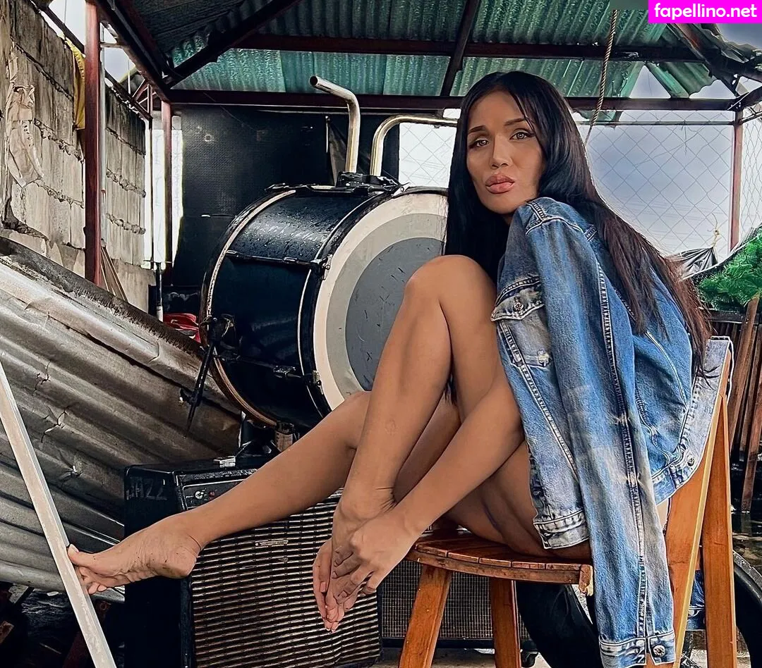 Corpuzmanika, tsmanika Leaked Nude Picture #5JXbwP7mbo