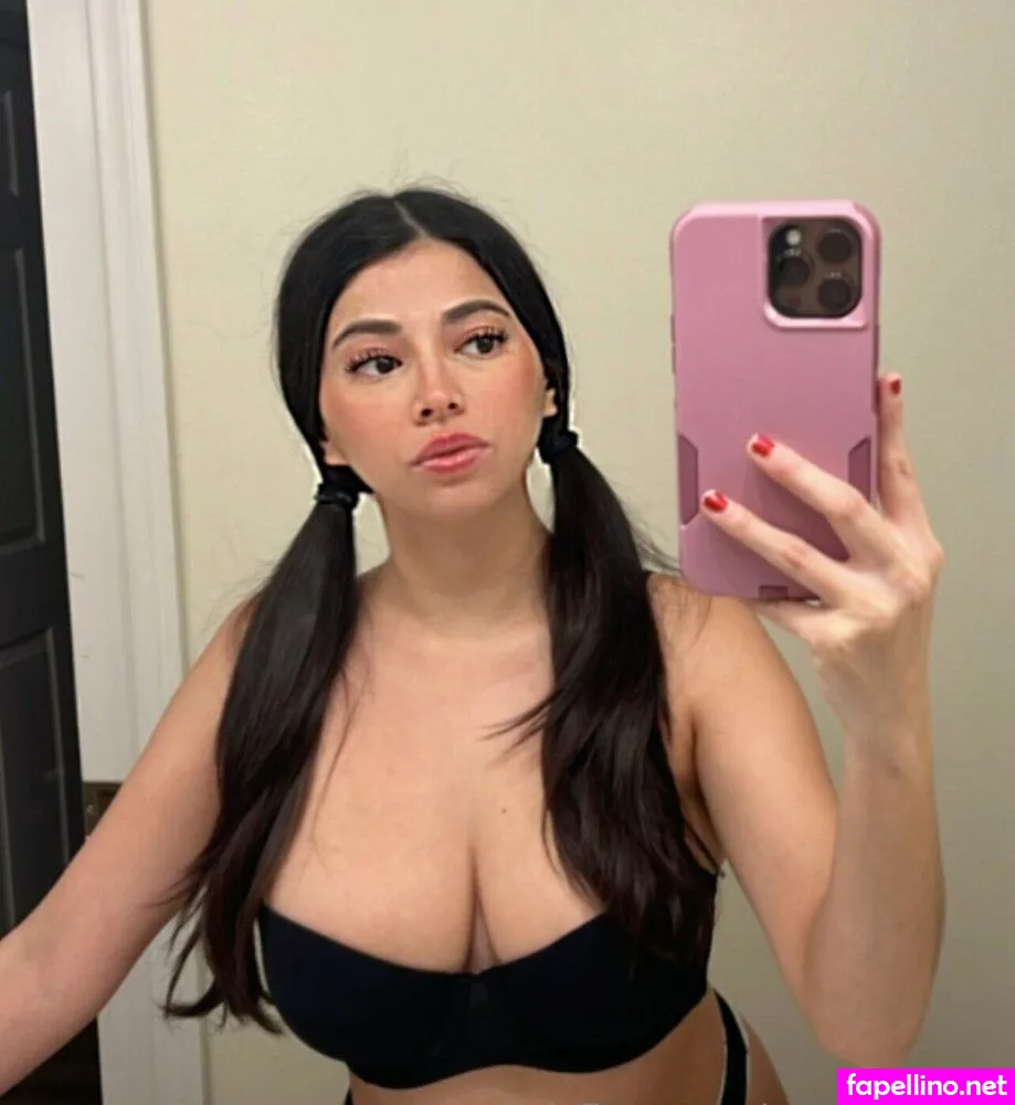 Carlaescareno, mar_scareno Leaked Nude Picture #PTOUtefdwg
