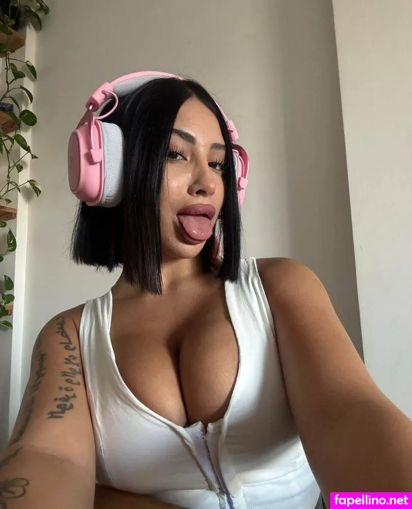 Miakeller, miakellerxo Leaked Nude Picture #5LJ17YXZvQ