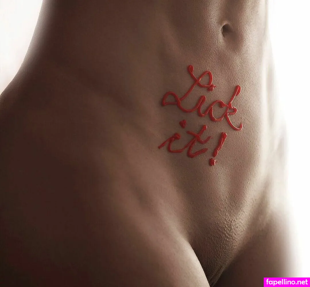 Micaela Schafer Leaked Nude Picture #JobrEmRuAR