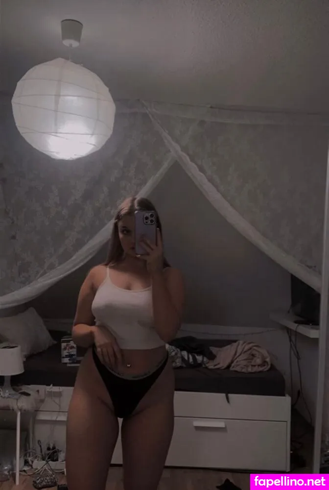 Milenasing Leaked Nude Picture #NL7JSVK9g0