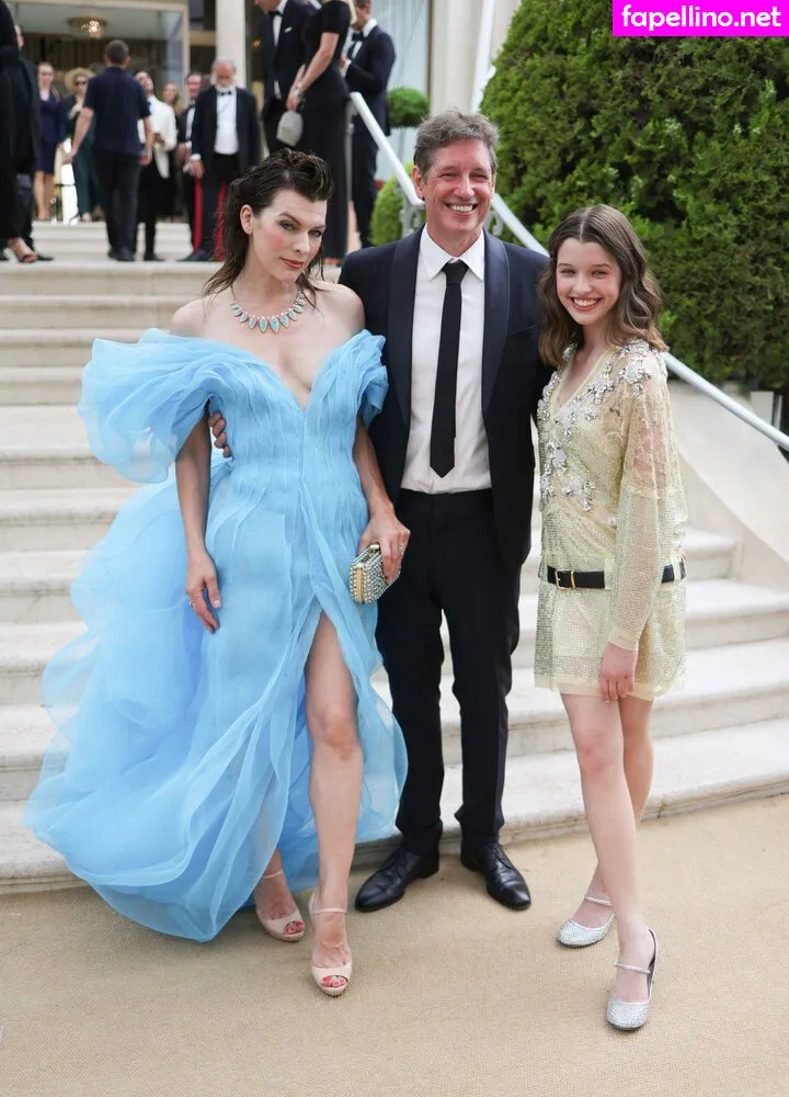MillaJovovich Leaked Nude Picture #07PN6E1YGc