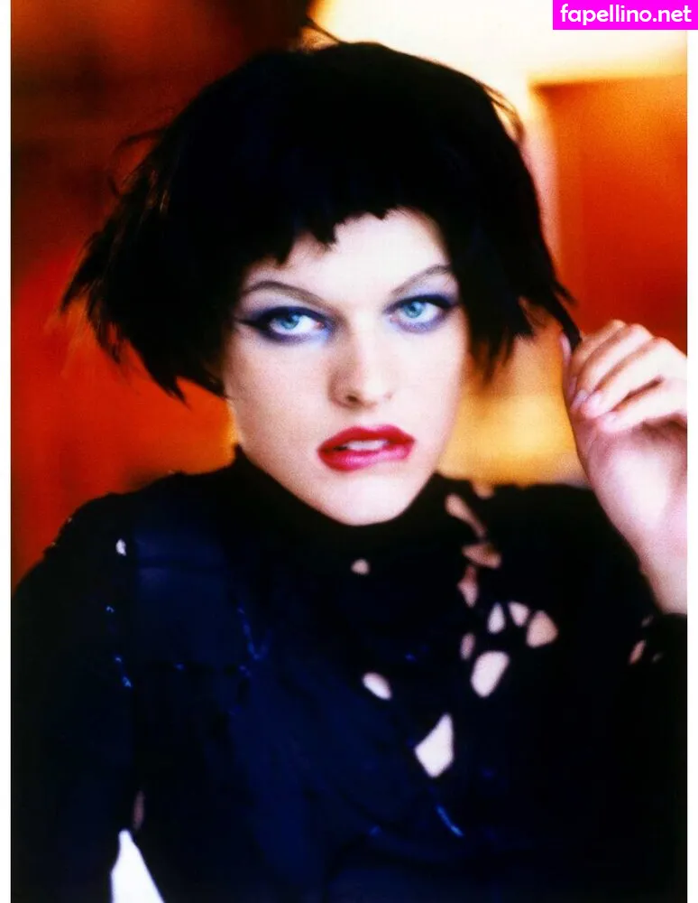 MillaJovovich Leaked Nude Picture #AtD4H9KjpT
