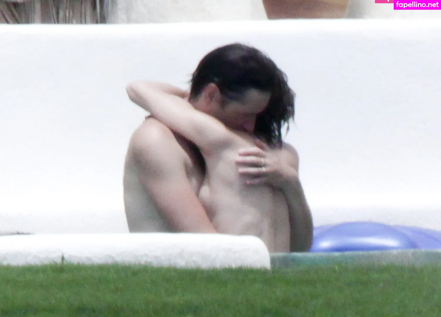 MillaJovovich Leaked Nude Picture #EOVcmv426F