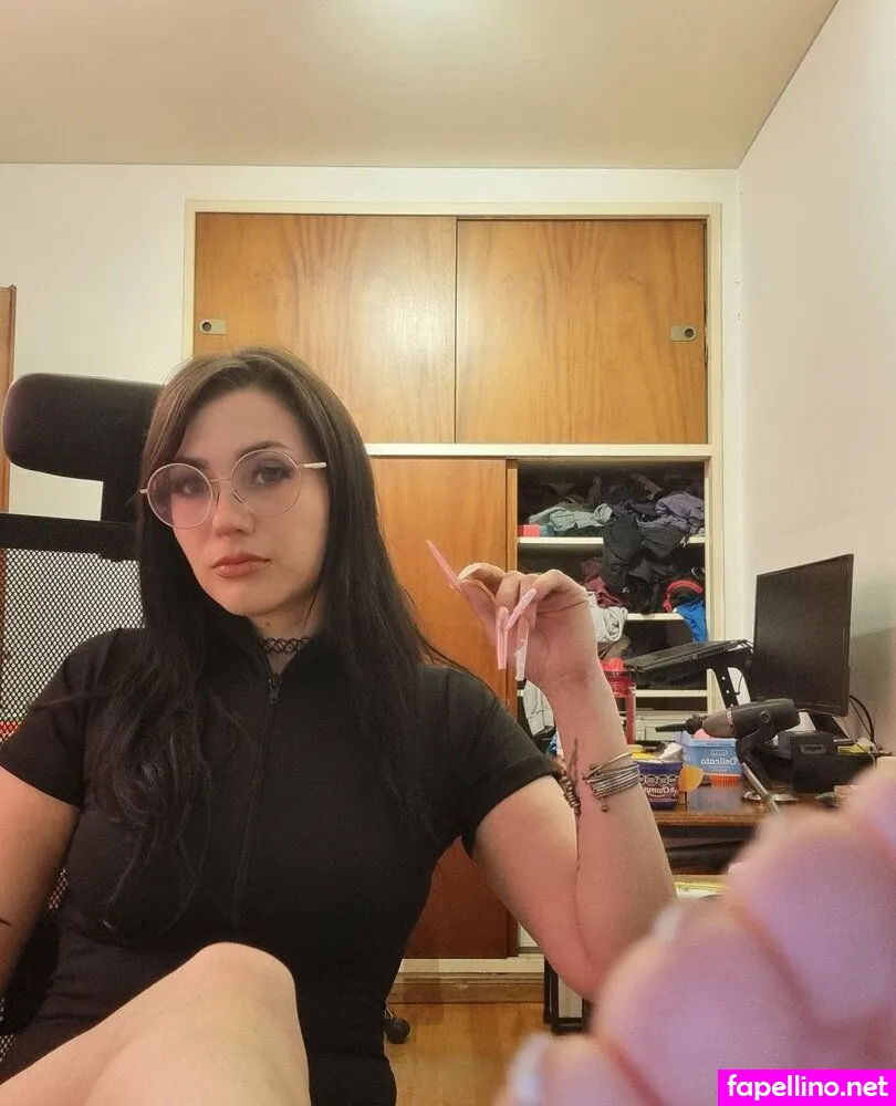 Bullyntaria, mindarinaasmr Leaked Nude Picture #RY2MU5ZJJU