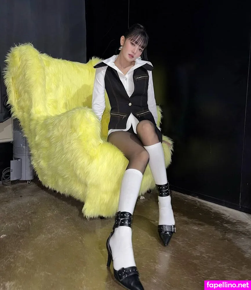 (GI-dle, min.nicha Leaked Nude Picture #Afxz98f0r7