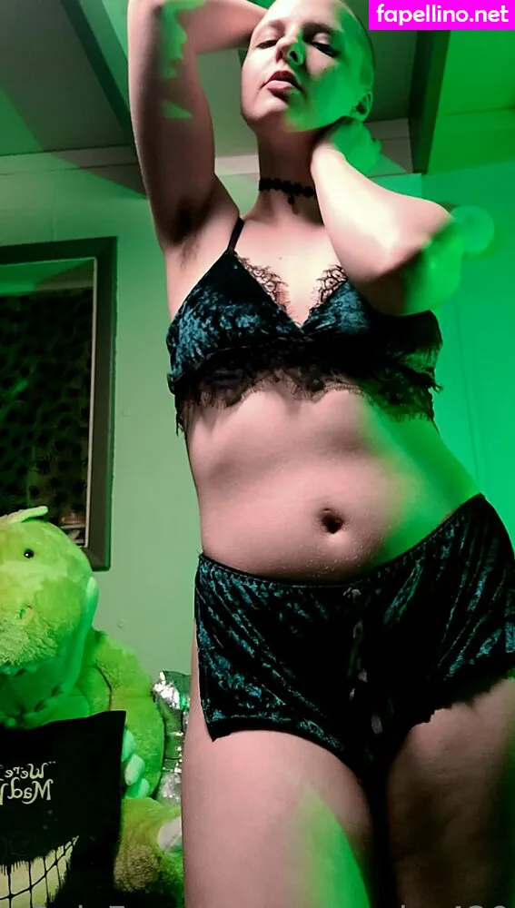 M_o_u_s_h_i_k, miramira420 Leaked Nude Picture #8SFFySlY6S