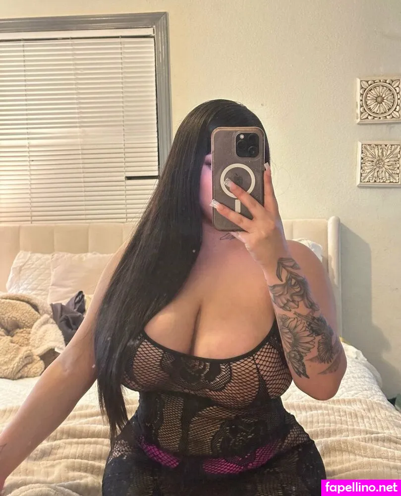 Iriisileaa, irisilea, parlayprincesa, yungfreckz Leaked Nude Picture #IKWlpt9Gcl