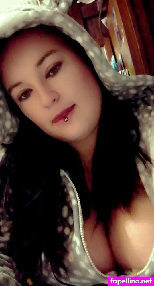 Mistresskatiana, queenof_reason Leaked Nude Picture #2AvlKEkdxw