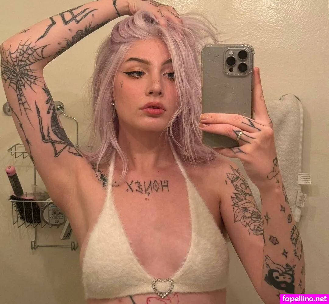 Julia Molligan, Molliganbitch Leaked Nude Picture #JadInO6UCB